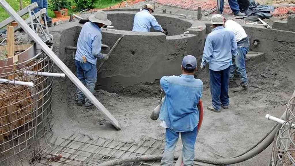 Building a Pool in Nashville, TN - Cox Pools